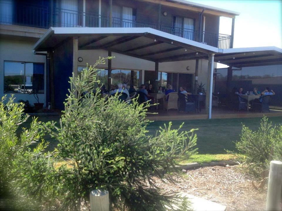 Centrebreak Beach Stay Green Head Eksteriør billede